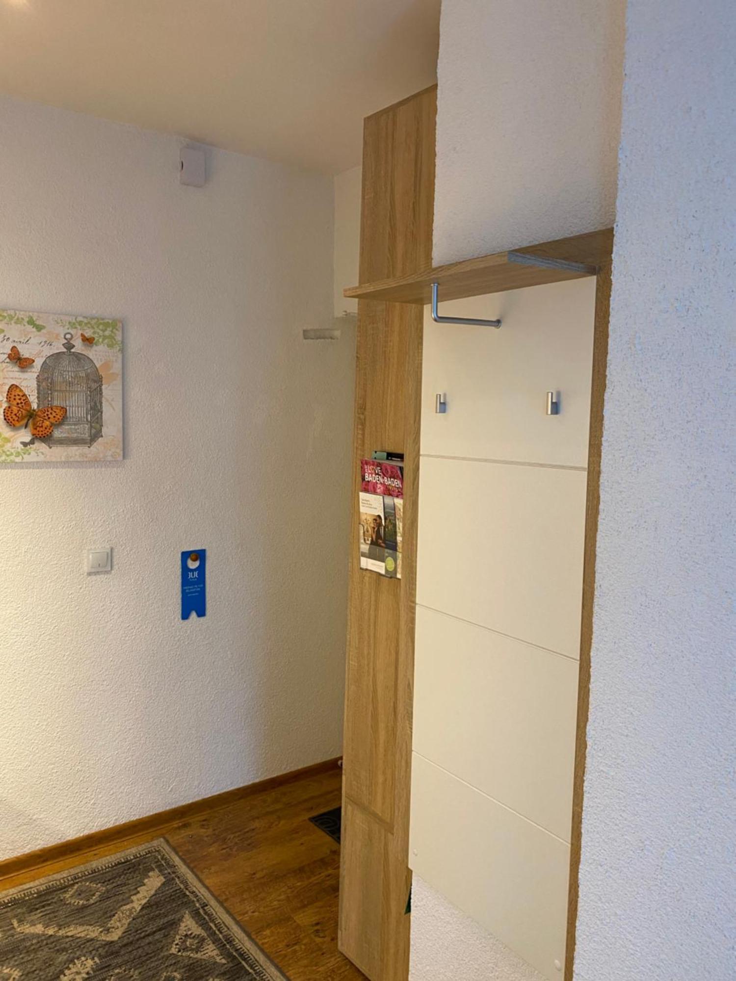 Modernes Studio Baden-Baden Bagian luar foto