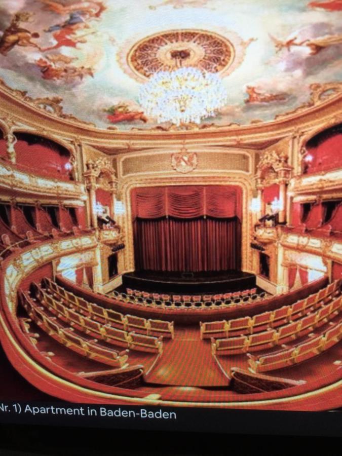 Modernes Studio Baden-Baden Bagian luar foto